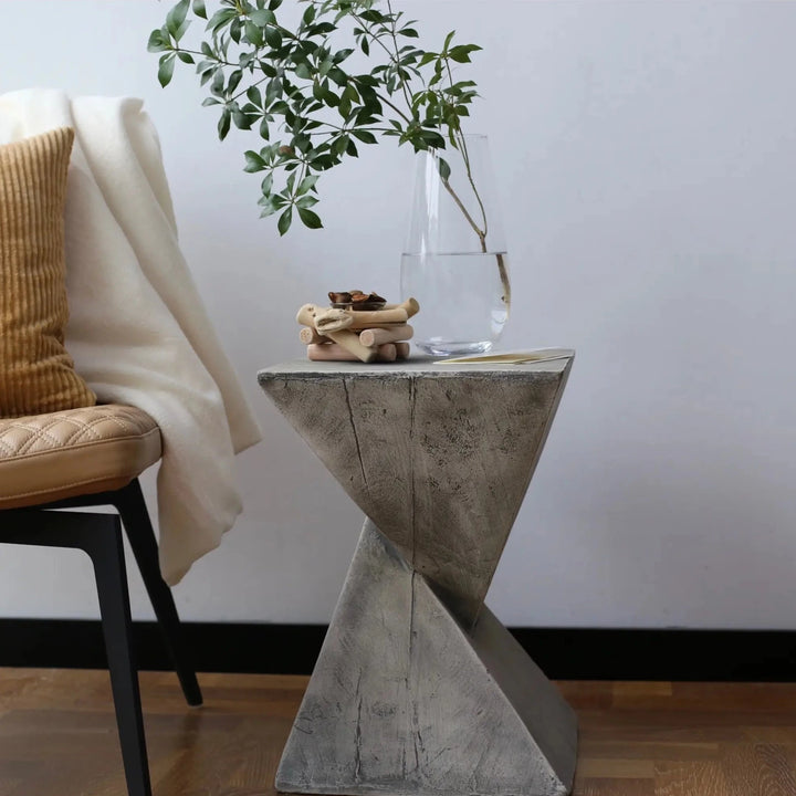 Retro Simple Geometric Coffee Table Side Table